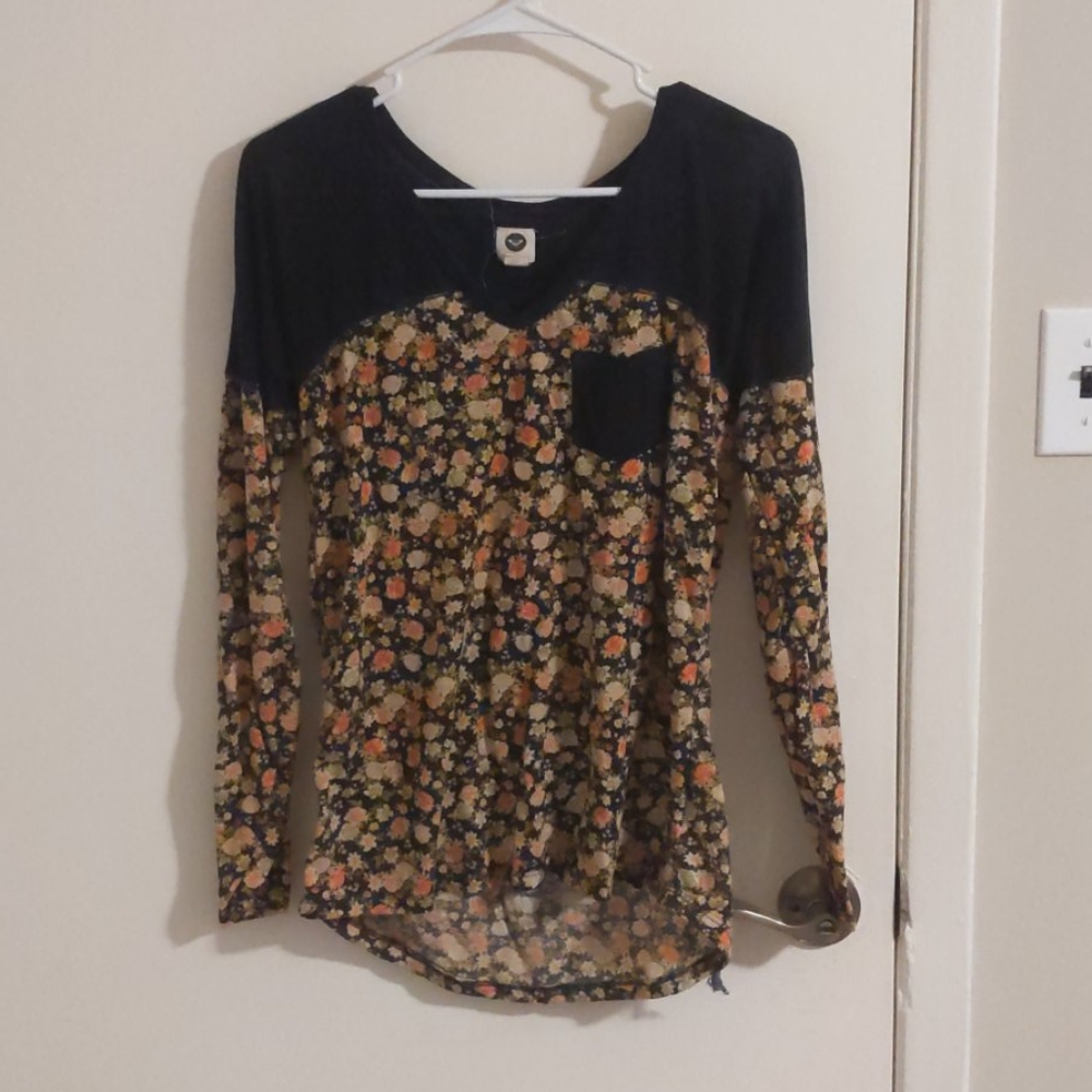 Roxy Long Sleeve